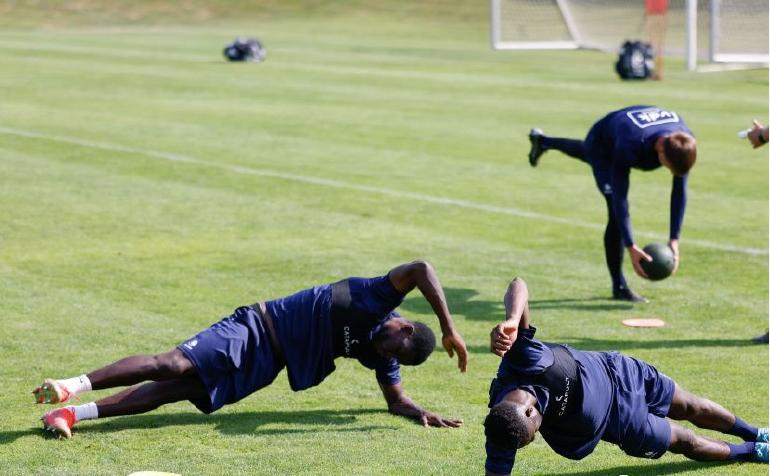 阿甲萨斯菲尔德vs河床,解放者杯河床vs帕尔梅拉斯前瞻