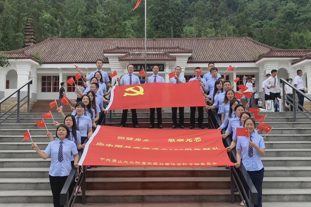 求贤若渴广纳英才,求贤若渴