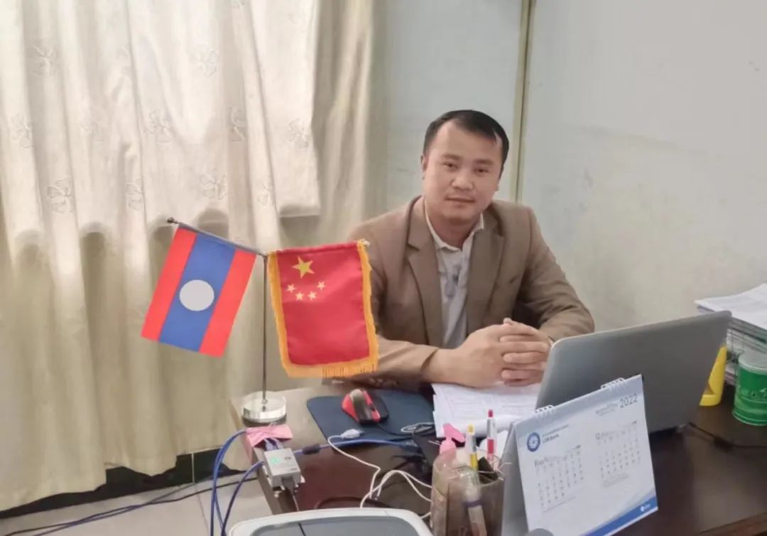 中老铁路一周年|老挝主流媒体盛赞中老铁路成“幸福路”、磨憨日新月异