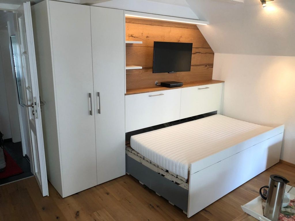 客厅隔出一间卧室的最佳方案图,大客厅隔出一间卧室的最佳方案