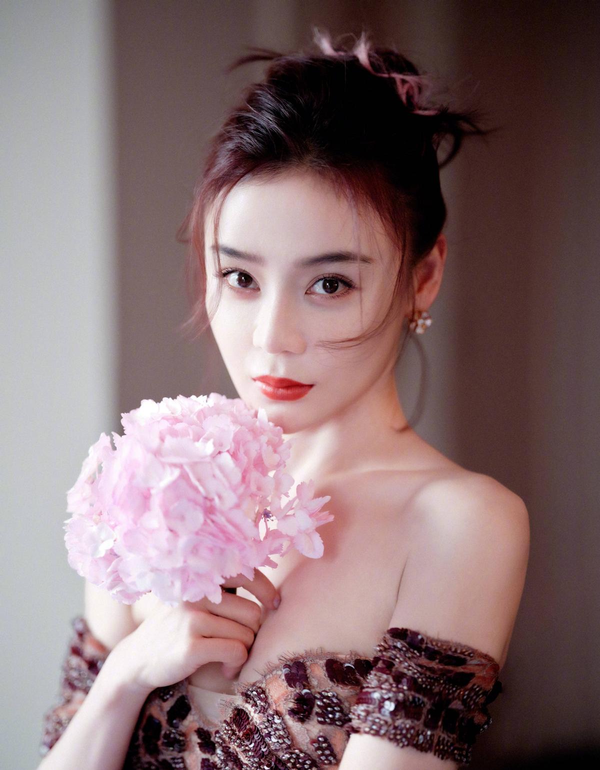 袁姗姗单身被扎心合集,袁姗姗36岁状态