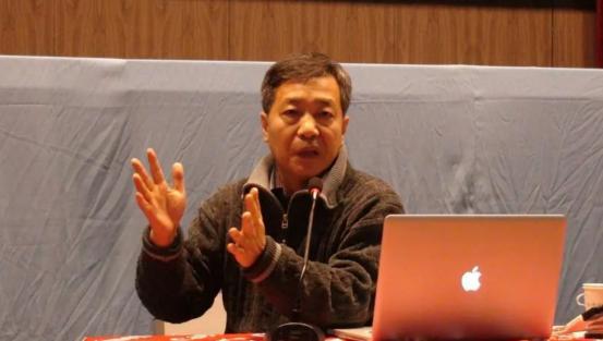 2008北京奥运前夕，中国有网民呼吁*制抵**家乐福，白岩松：我不支持