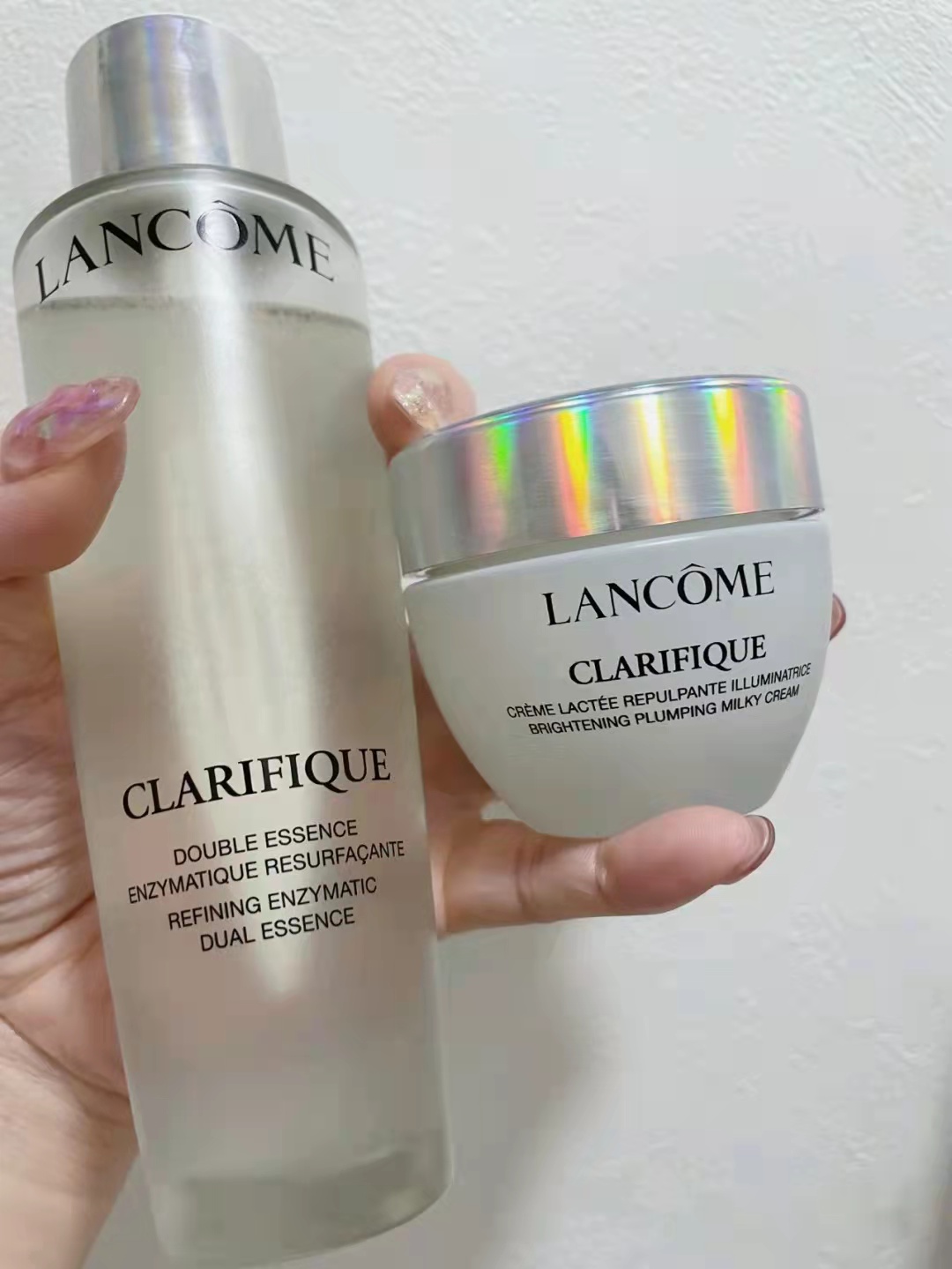 兰蔻和雅诗兰黛哪个价格比较贵,雅诗兰黛和兰蔻价格比较