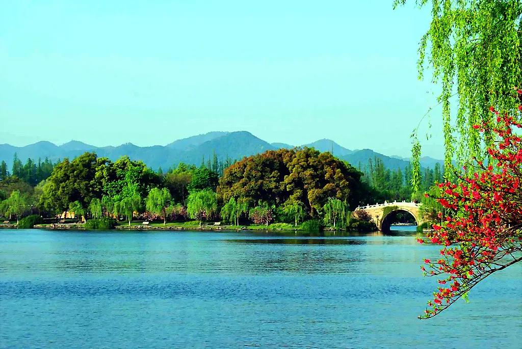 西湖美景图片真实壁纸,杭州西湖风景壁纸全屏