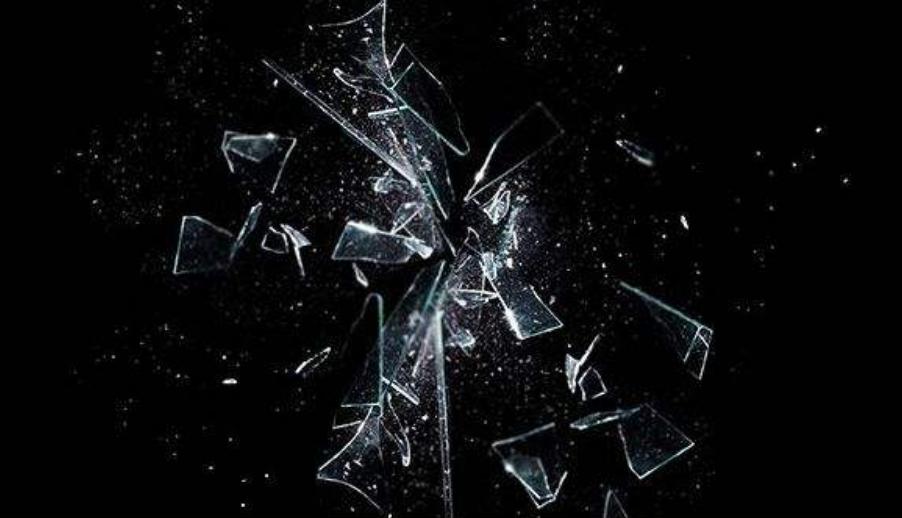 曹德旺与王健林演讲,王健林对曹德旺说给员工涨工资