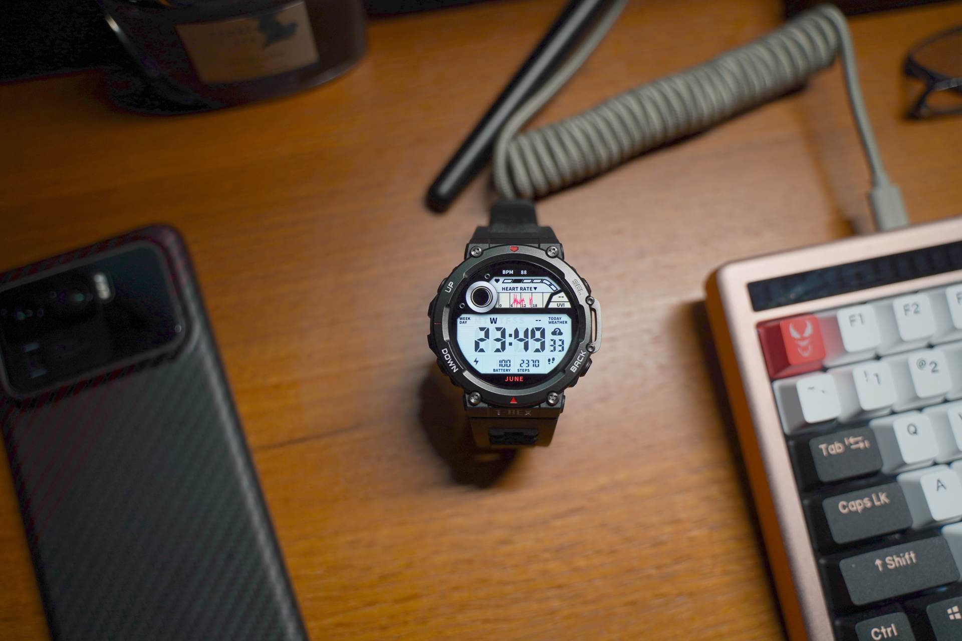 上海年入100万中年大叔,年入十万的中年男人