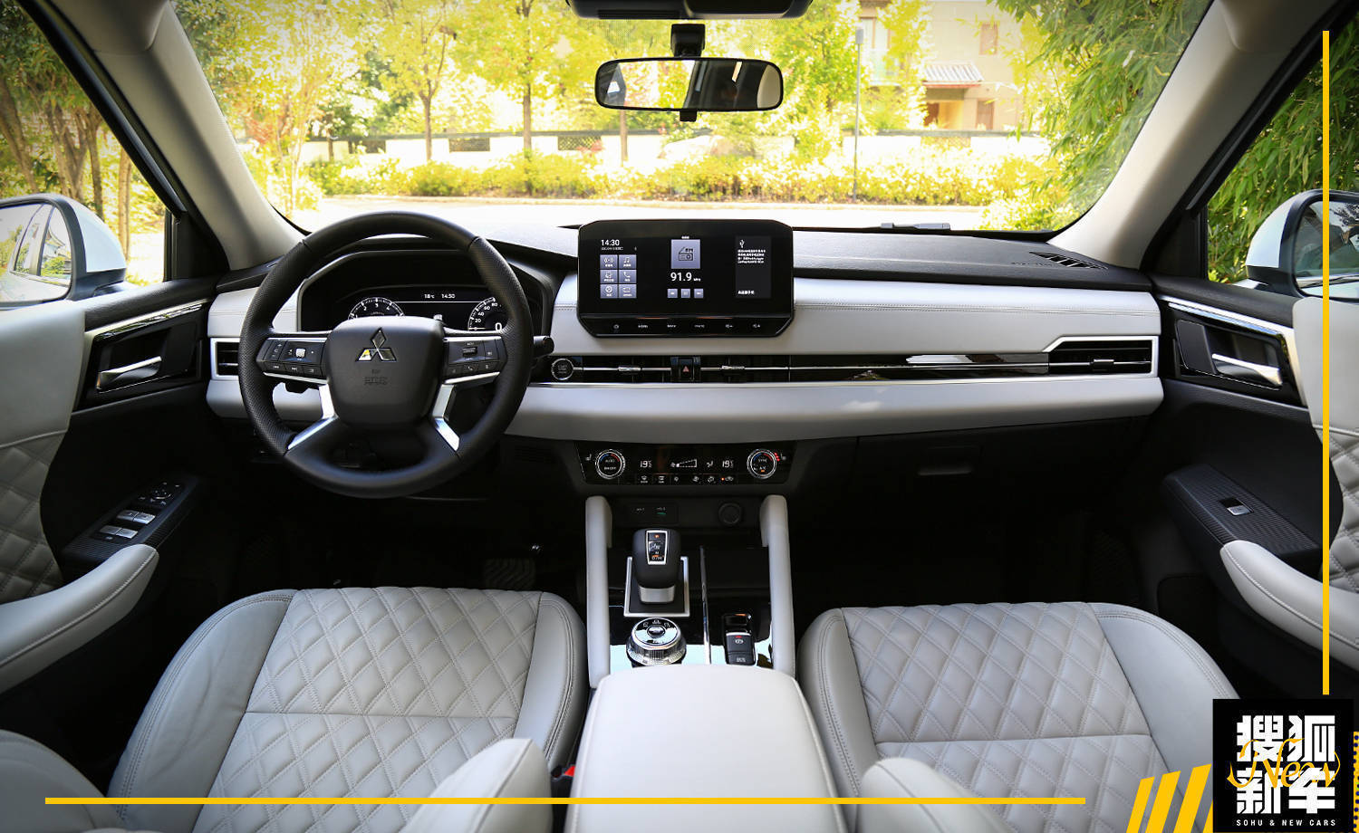 新款广汽三菱欧蓝德值不值得入手,广汽三菱欧蓝德新款测评