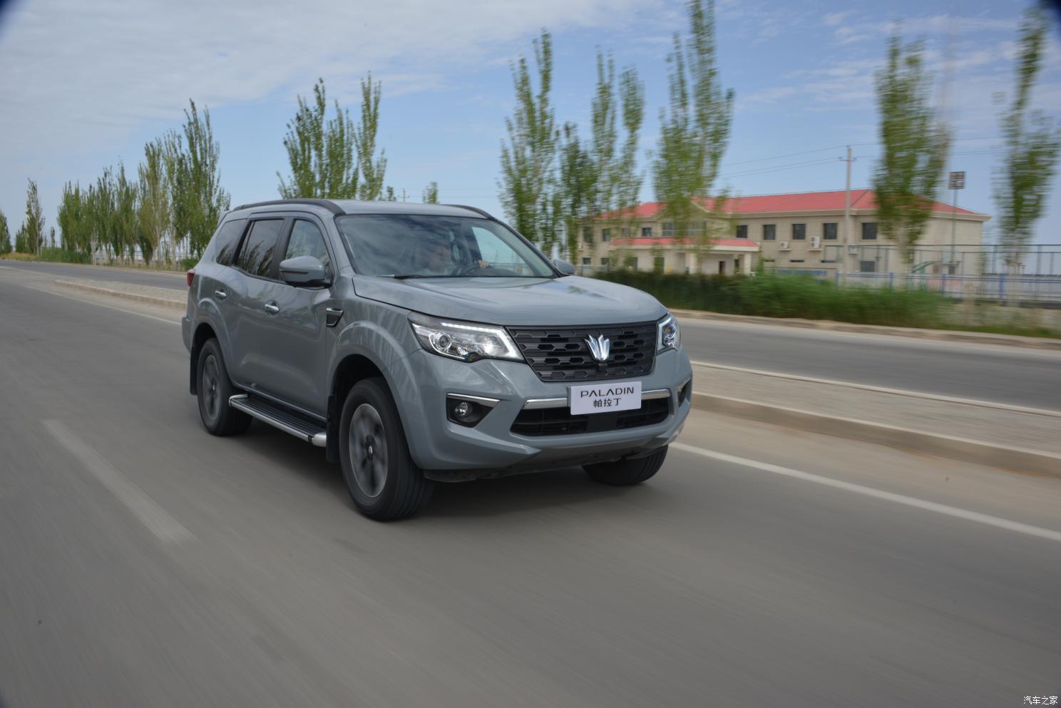 日产帕拉丁试驾视频,日产帕拉丁试驾