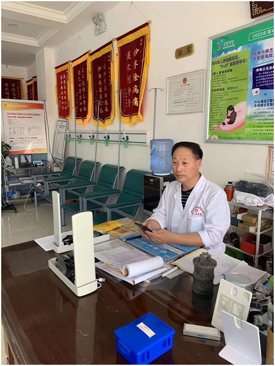 通辽名医张立忠：位卑存大爱，情洒乡医路