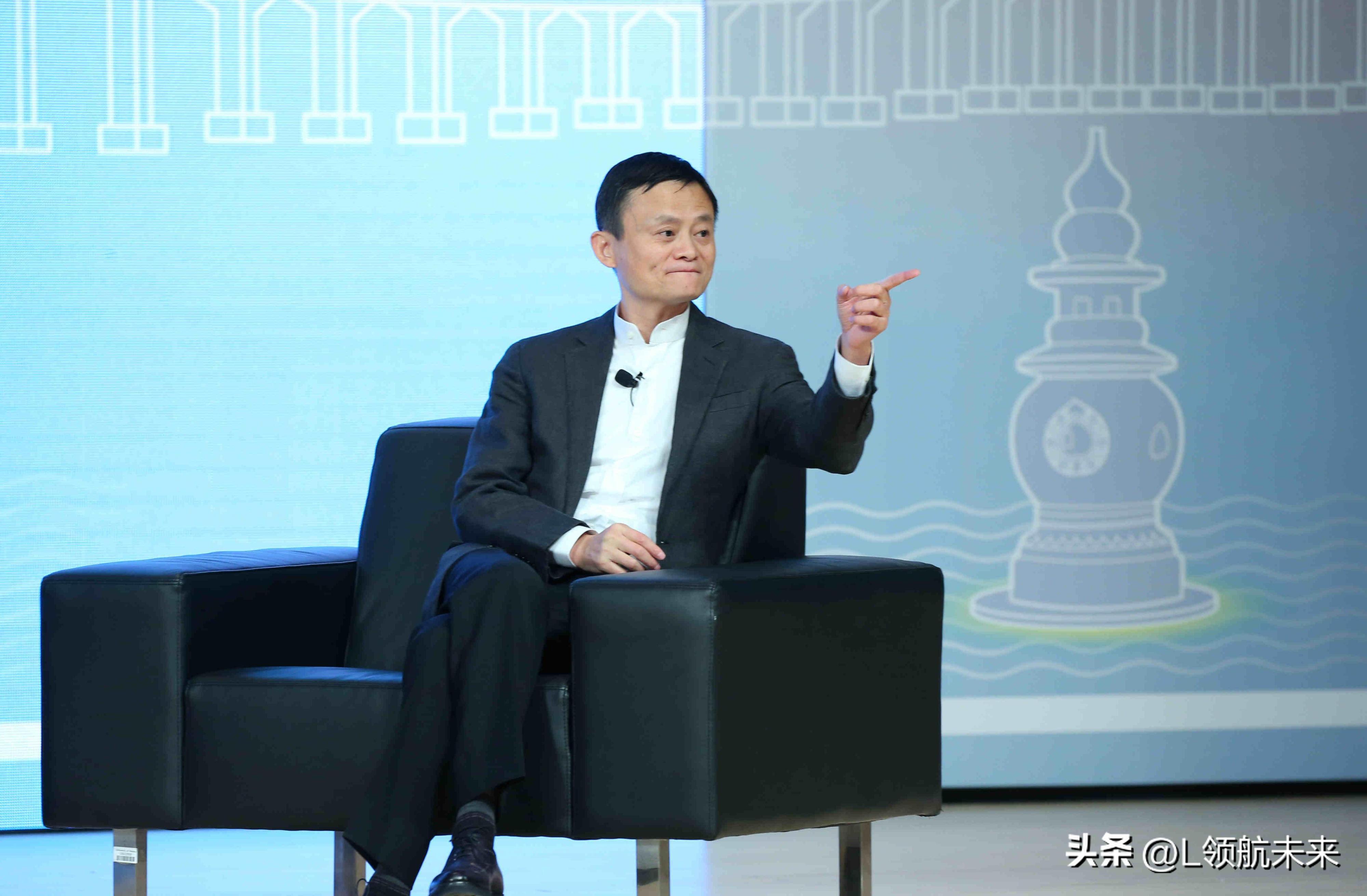 马云创业的幕后老板,马云开始创业的时候