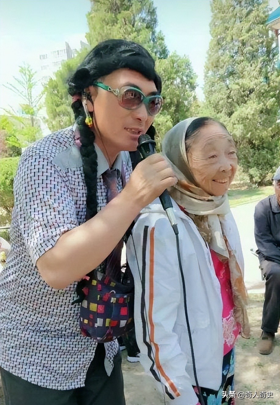 90后娶60岁老太太真实事件,25岁小伙不顾反对娶60岁大妈