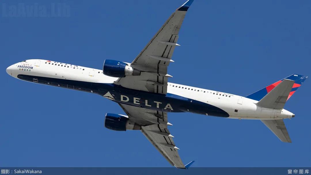 被航空公司买下的波音747,波音747被包装成豪华客机