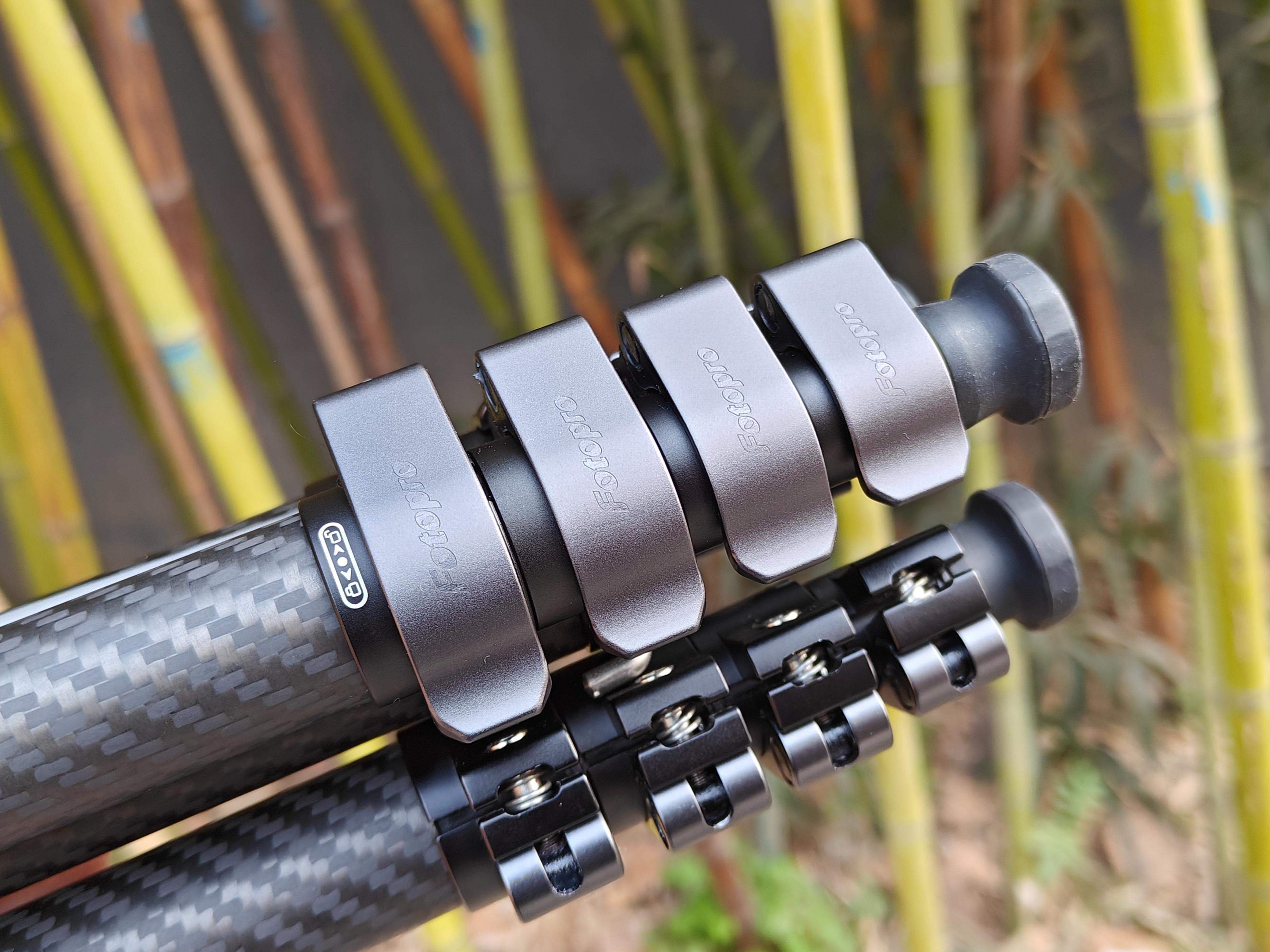 轻便小巧的自拍三脚架,轻便微单铝合金三脚架