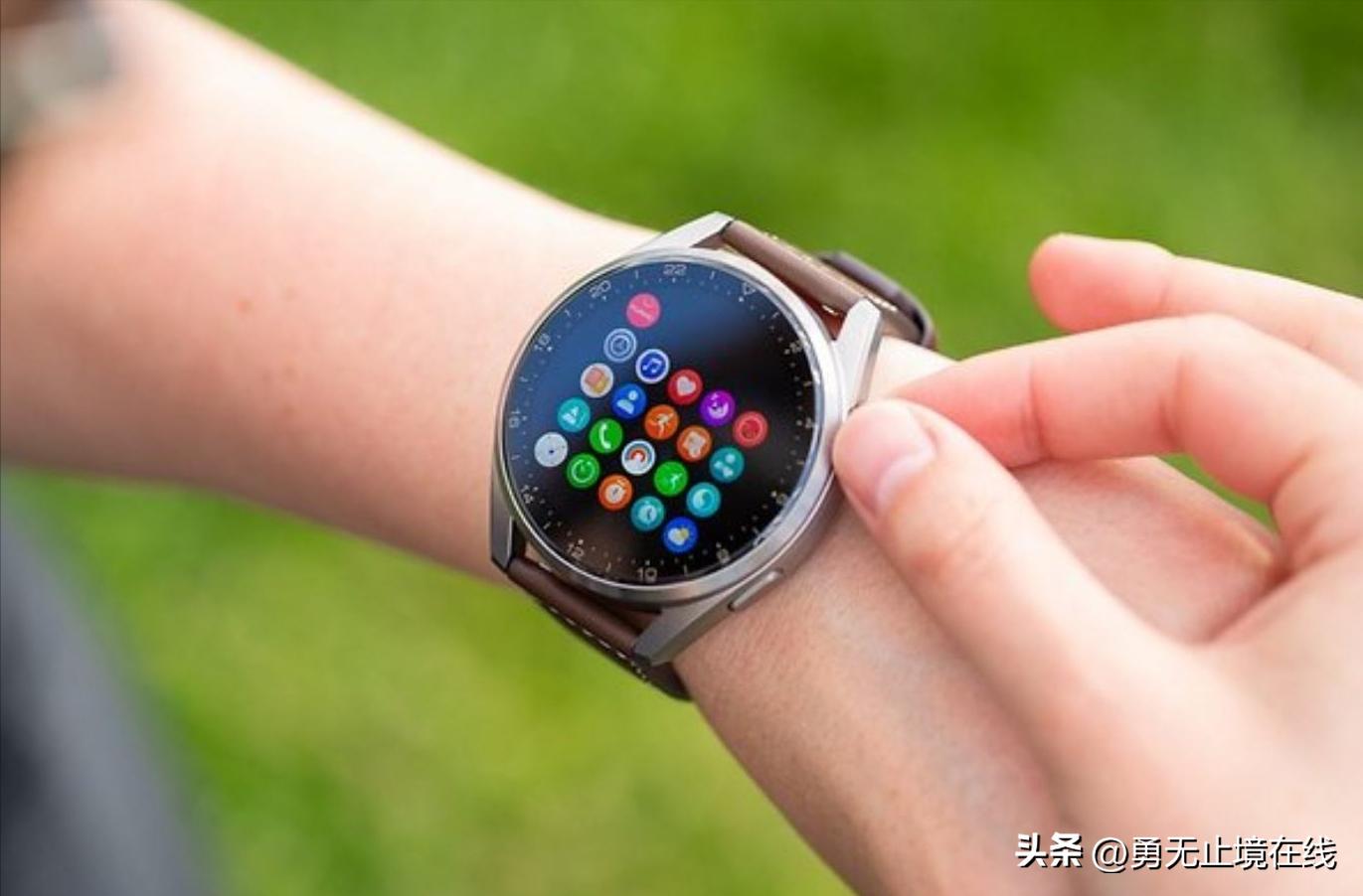 现在智能手表哪一款比较好,智能手表哪款手表比较好
