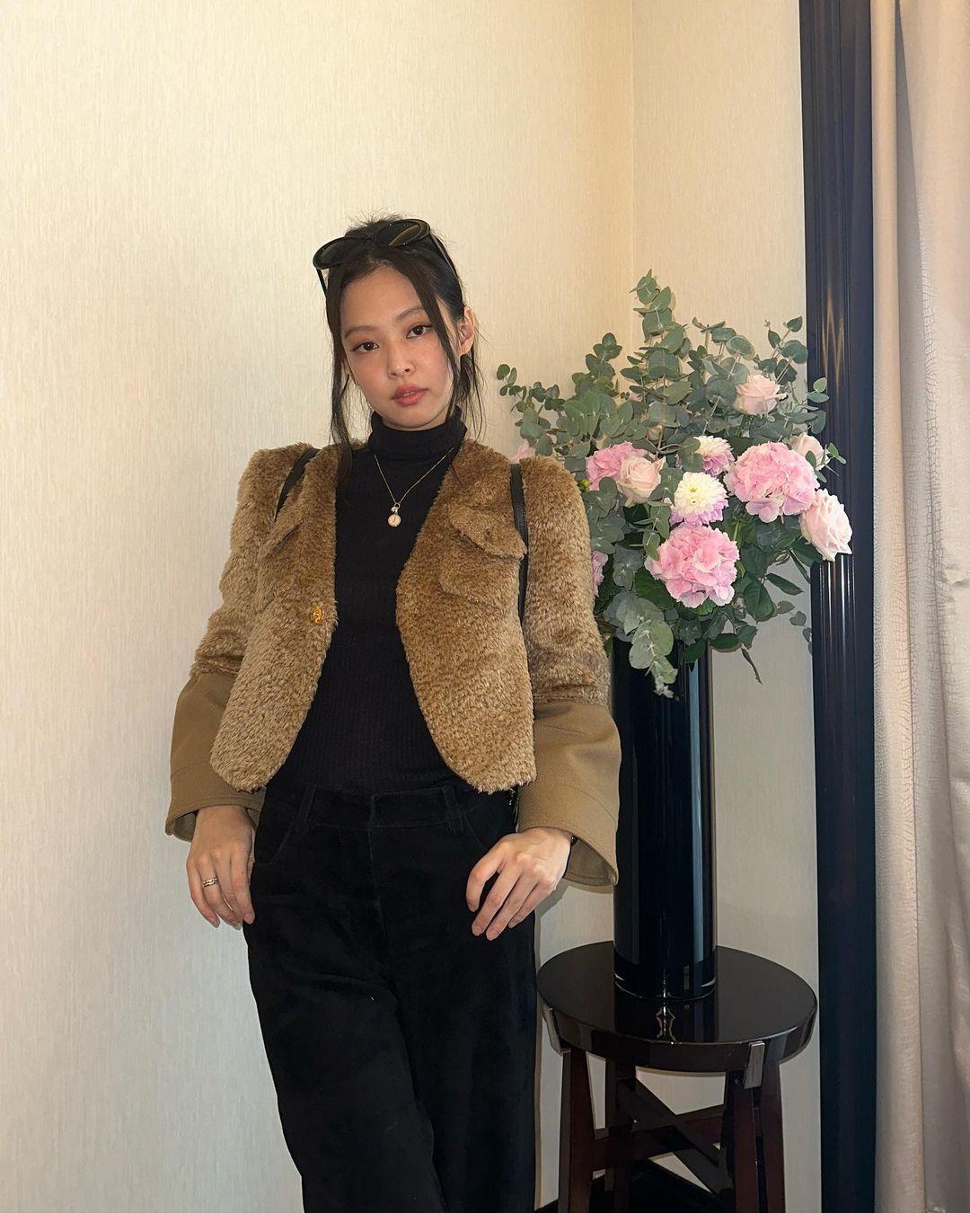 blackpinkjennie红衣服,blackpinkjennie的衣服很美