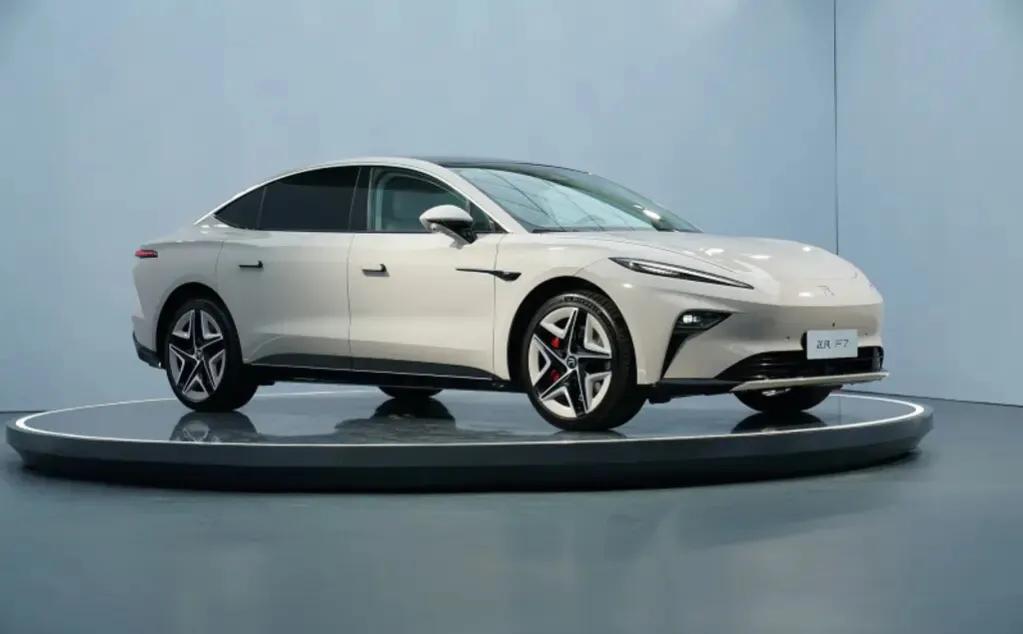 听了车主的肺腑之言，我终于知道为什么你们都跑去买电动车了！