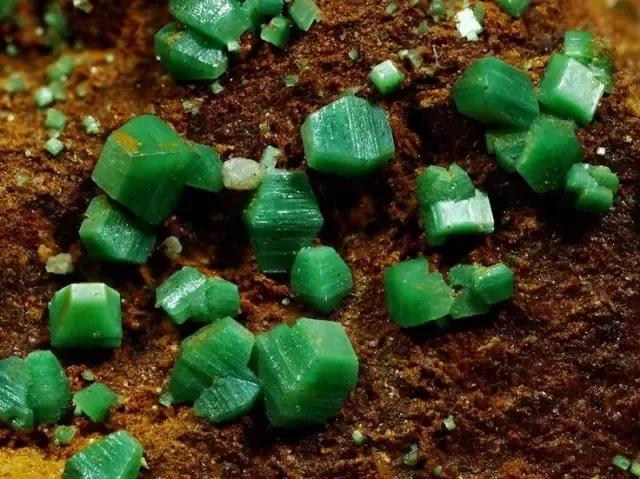 我国铀为何进口,中国浓缩铀储量