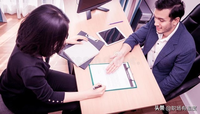 哥们，搞清楚“你是谁”，再来职场做管理！