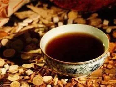 化疗后恶心呕吐中药方,癌症化疗出现恶心呕吐