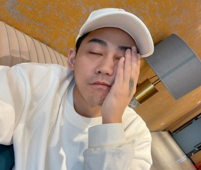 魏晨婚礼好友苏醒缺席，直言“更爱钱”，网友：张远最无辜