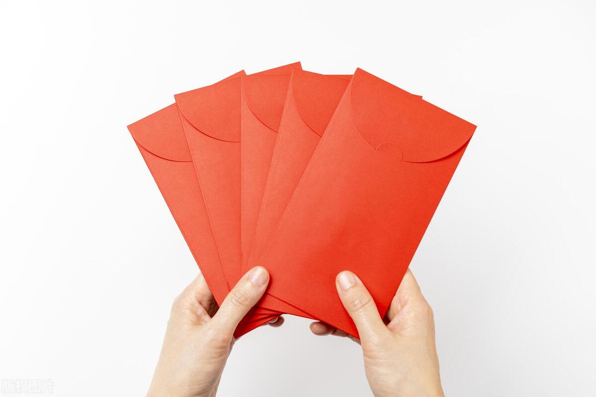 因嫌家属红包太少，助产士缝住产妇“肛门”？真相如何？