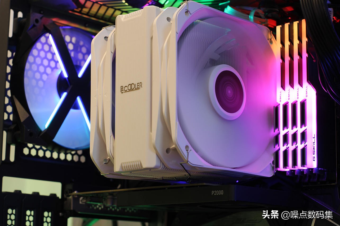 超频三东海r4000argbcpu散热器,超频三东海双子星散热器