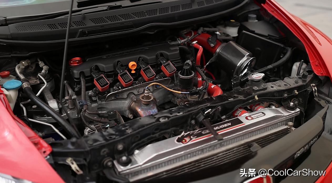 从姿态到竞技，AT换MT，这位车友是如何被八代思域“毒害”的？