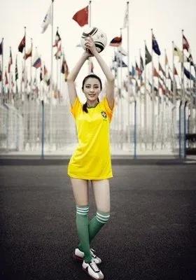 各国足球拉拉队美女服装,女足球拉拉队图片