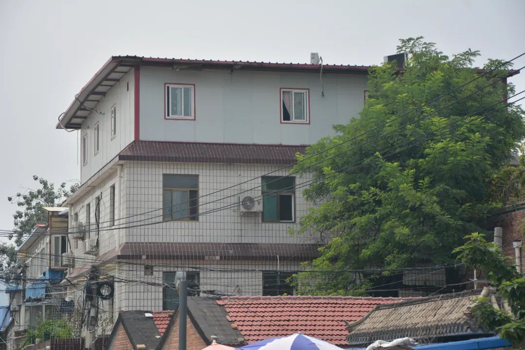 肖战默默守护的人是谁,是谁在默默守护你