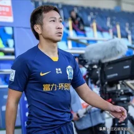 中国足坛十大传奇右边锋,足坛历史左右脚最佳阵容