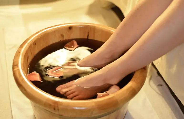 60岁经常散步有什么效果,经常散步对身体健康有益