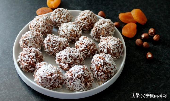 临期食品折扣店应该卖什么货,临期食品折扣店应该怎么运营