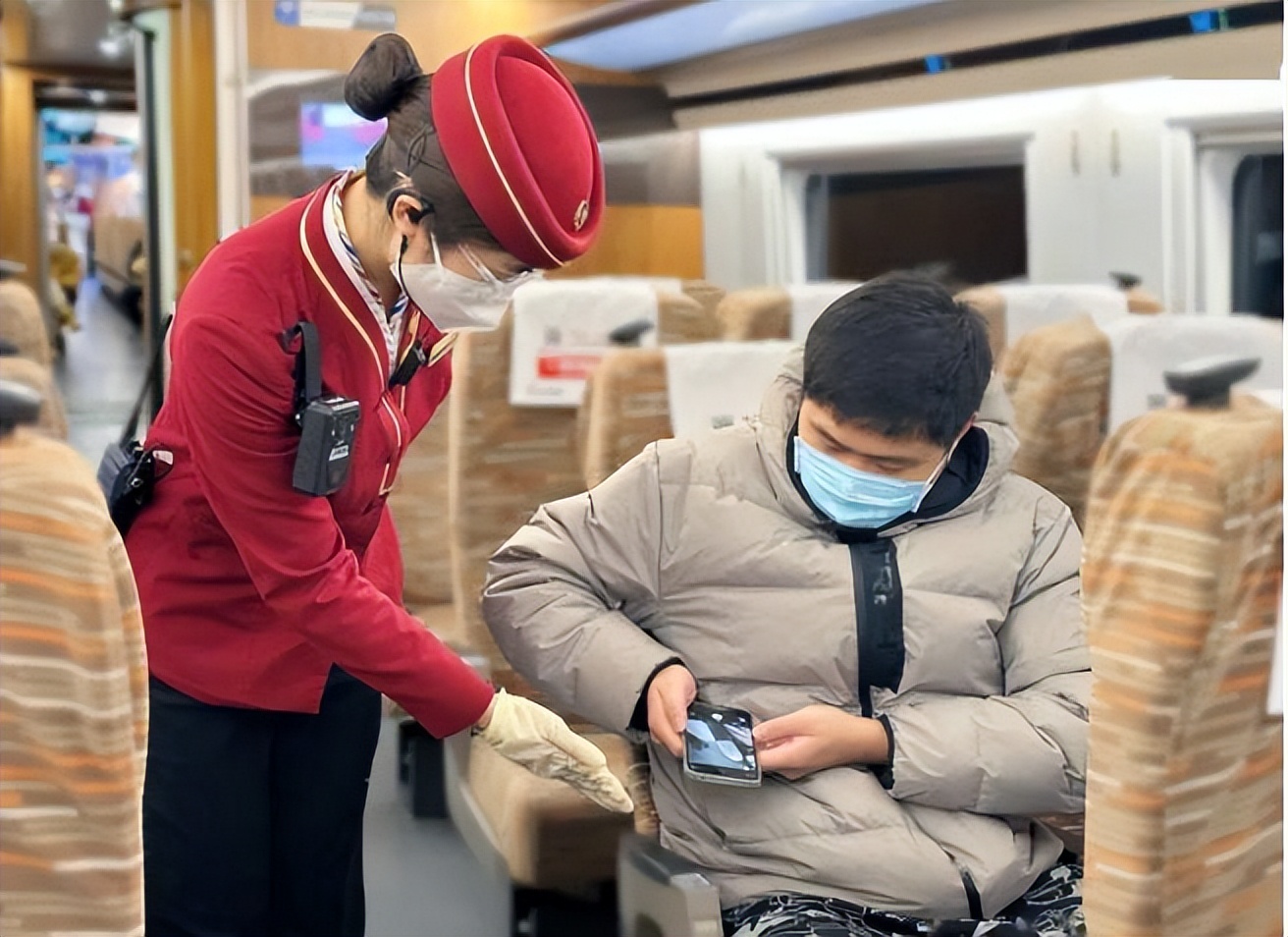 广西北海有通往北京的高铁吗,北京到广西北海有多少公里