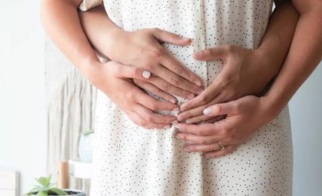 都安全|怎么办！孩子是无辜的！刚怀孕3个月却查出性病感染