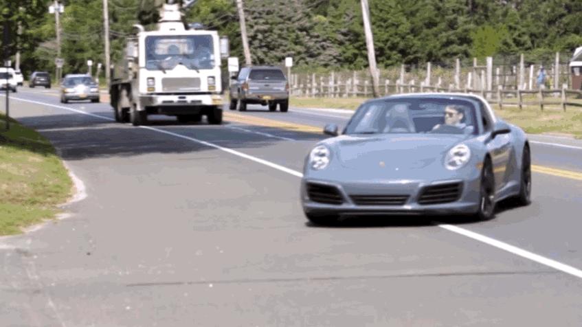 美国男子爱上巴西21岁女模特，男子多次前往巴西与她约会