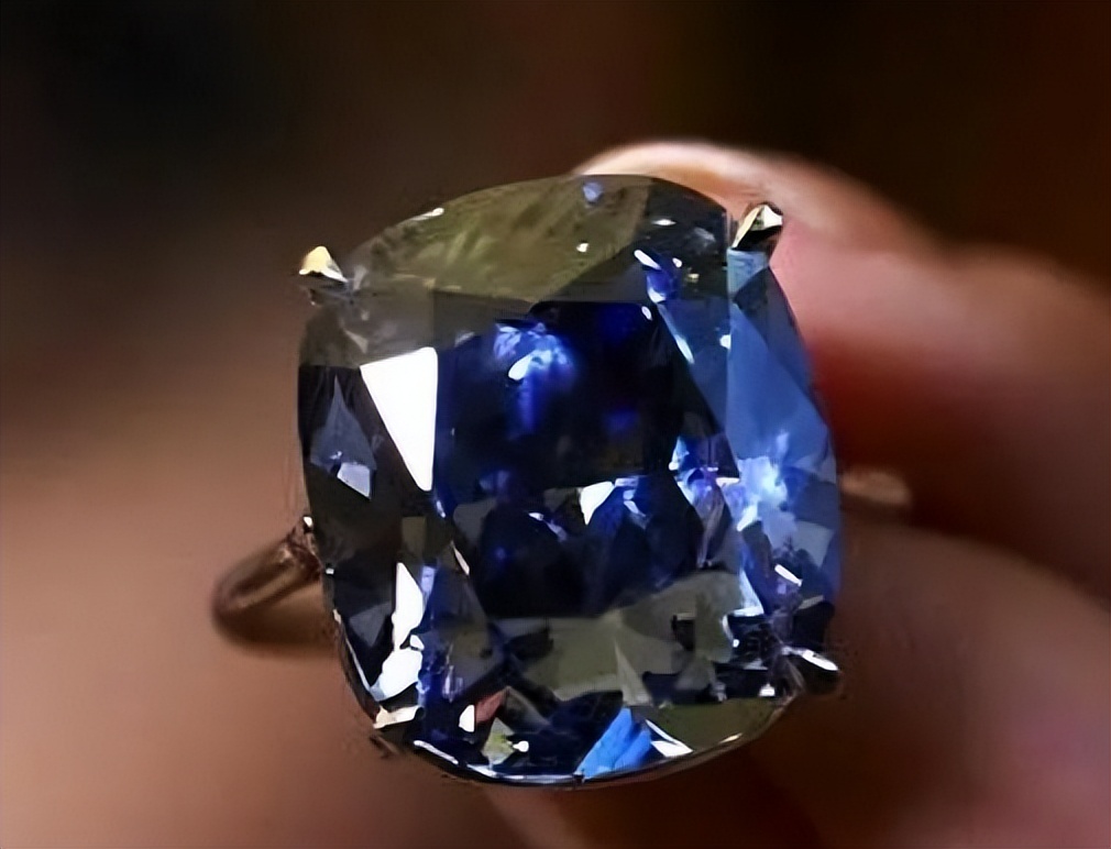 向太卖奢侈品卖了多少,向太的中国之星珠宝