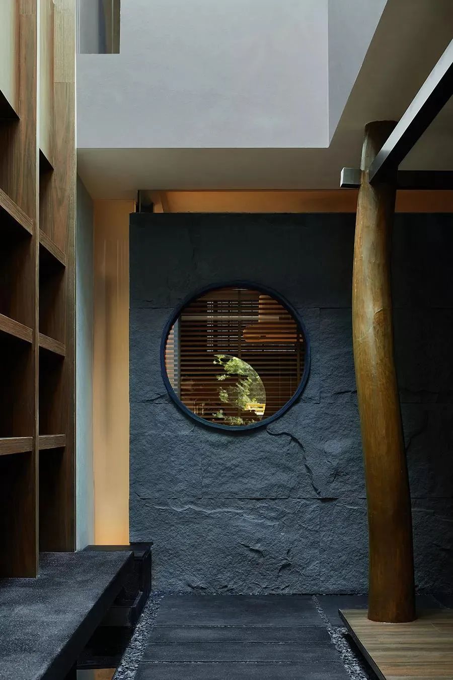 江南风园林中式餐厅设计方案,餐饮空间设计现代新中式