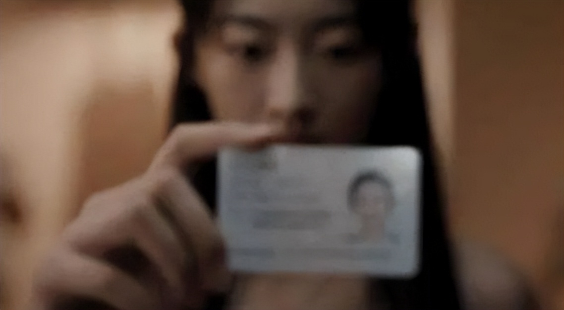 一次9000元：00后女孩想赚快钱，不想工作“试药”给她带来什么？