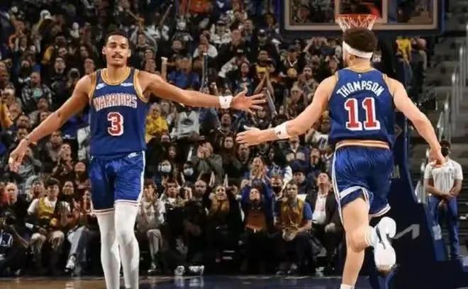 休赛期字母哥,休赛期球星打球