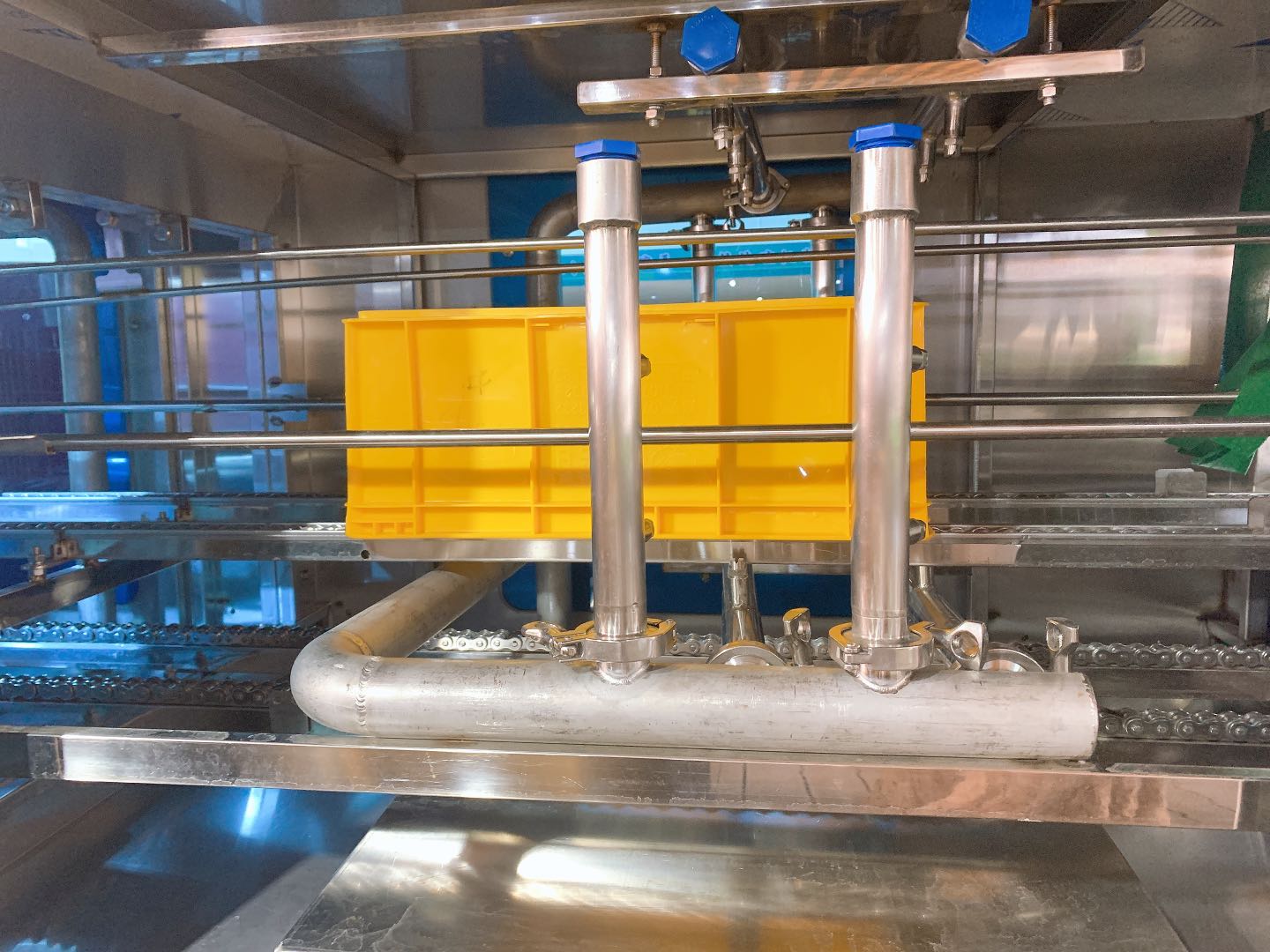 自动洗箱机的特点和清洗类型,自动洗箱机厂家