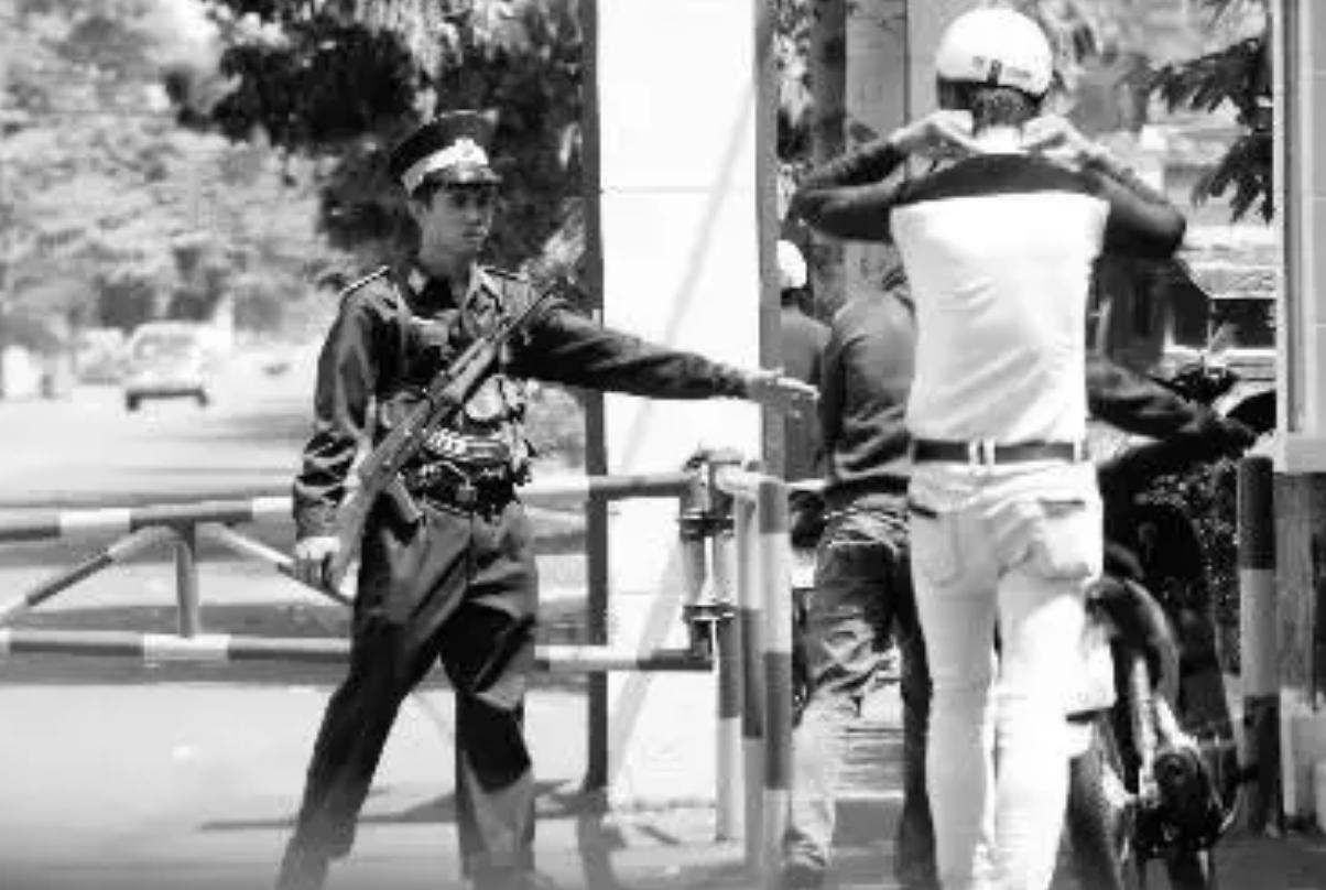 1981年越军上尉乔清陆，携9人驾机起义投奔我国，后来怎么样了？