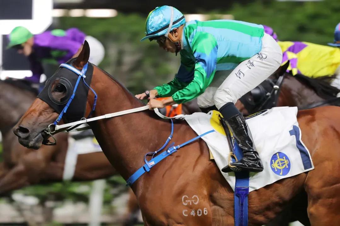 华将发亮～钟易礼谷草首胜蔡明绍力争参与《浪琴国际骑师锦标赛》