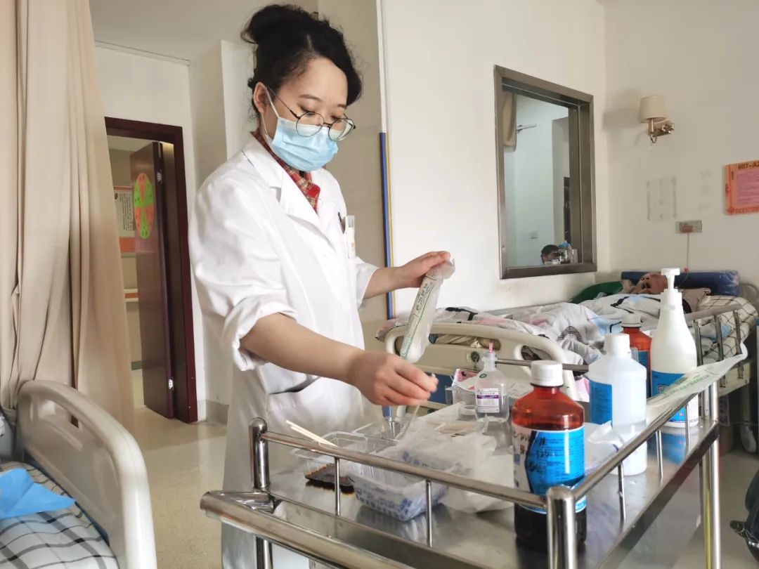 退休老干部看病优先吗,退休老干部可享受哪些医疗待遇