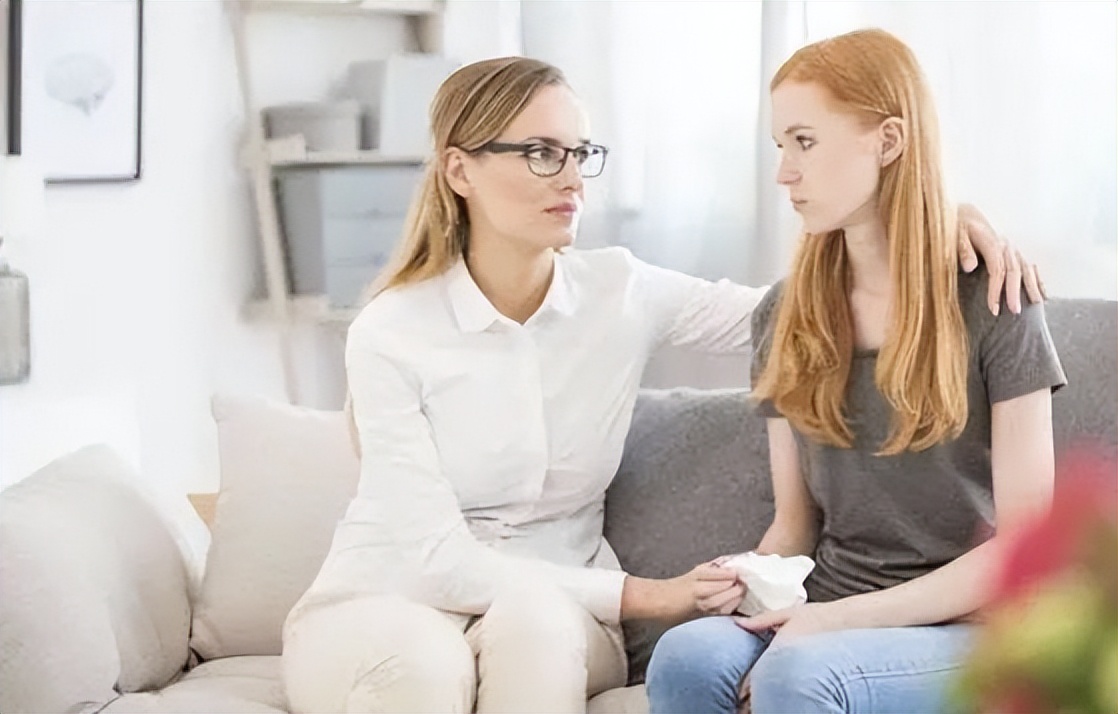 精神分裂症家人如何正确引导,精神分裂症的家庭治疗