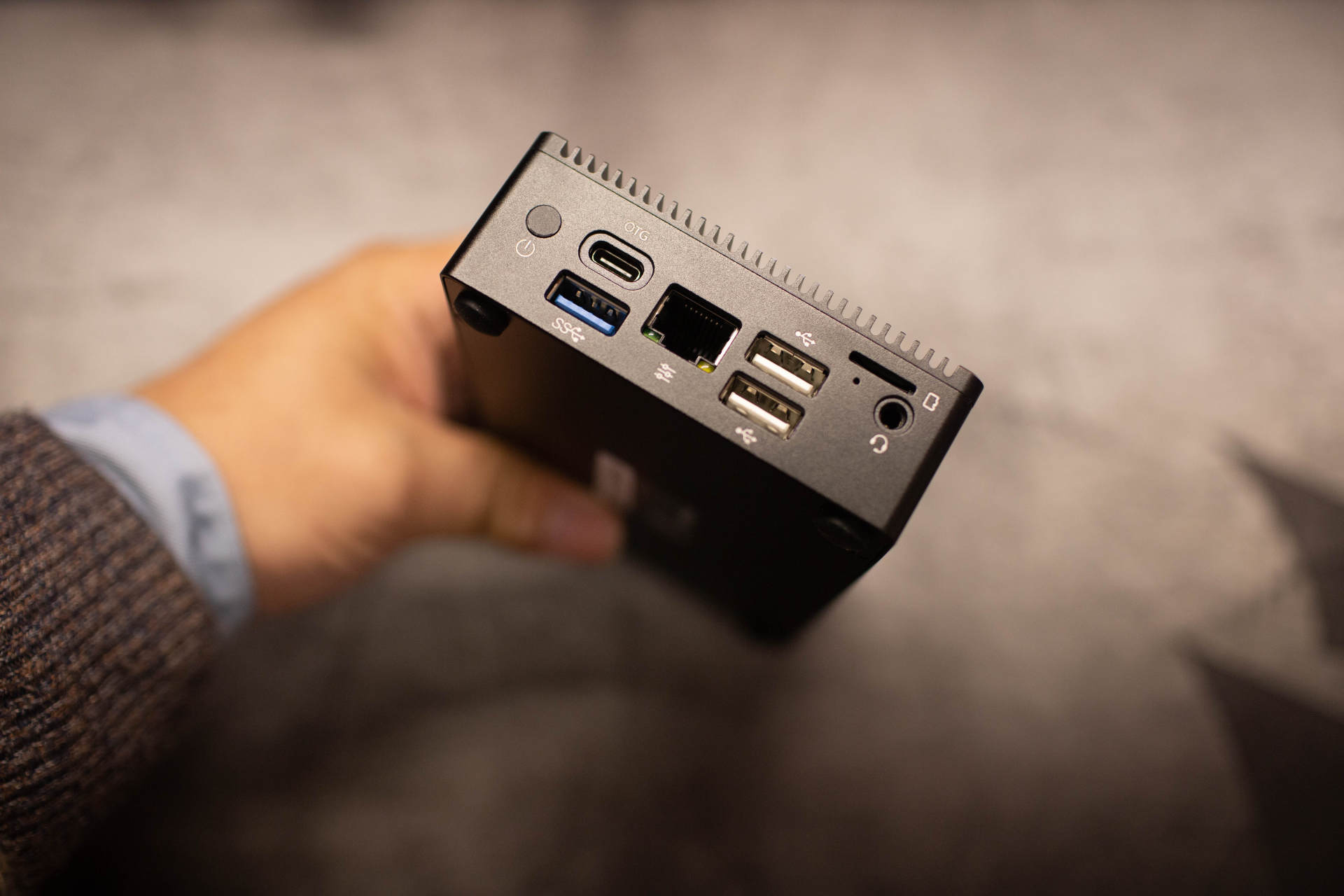 一机多用途，高性能64位ARM迷你主机，StationP2使用体验