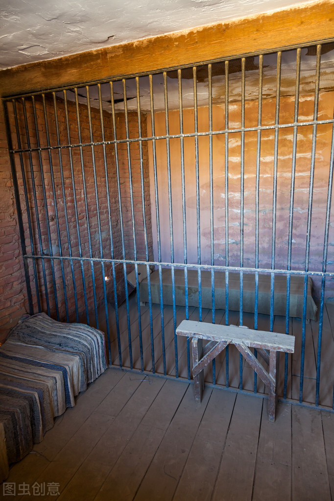 出狱后写的小说,出狱的小说