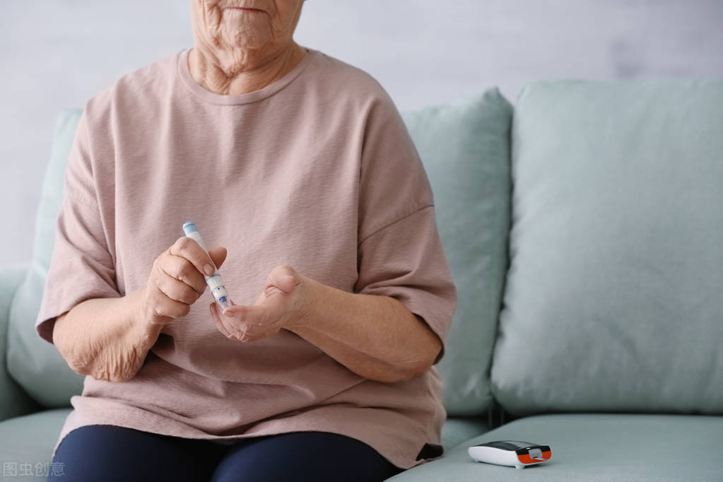 母亲80多岁了，血糖应该控制到多少？“八九不离十”什么意思呢？