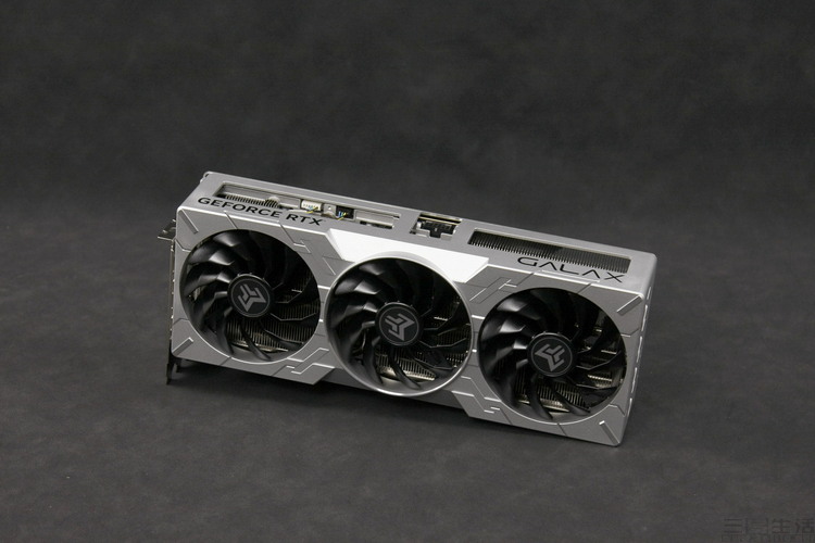 影驰rtx40608g金属大师oc怎么样,影驰rtx4090d金属大师