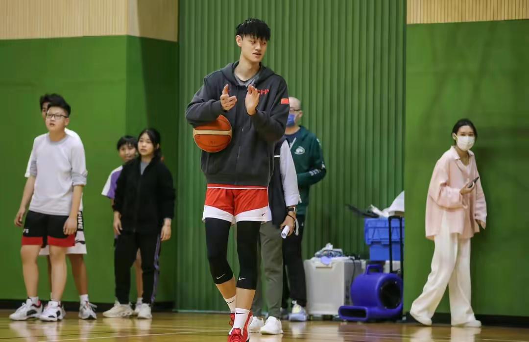 中国男篮vs安哥拉直播胡金秋,中国男篮直播胡金秋