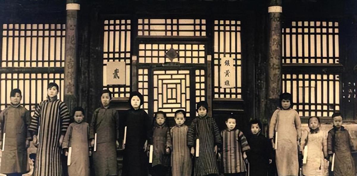 惊!日军日记曝光,*安妇慰**不顺从,日军竟用*刀刺**插入她的*体下**!